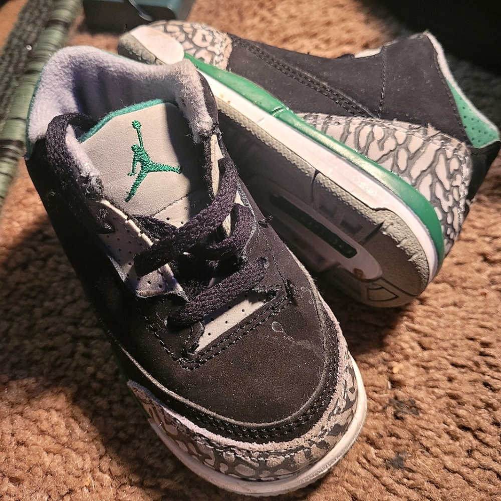Jordan Retro 3 baby boy 6C great condition! 🔥🔥🔥